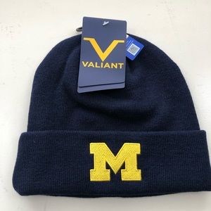 MICHIGAN (U of M) BEANIE / WOOL HAT